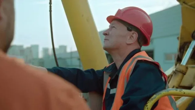 Кадры из сериала Мама будет против (2023)
